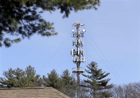 Glenville residents express concern over proposed cell tower